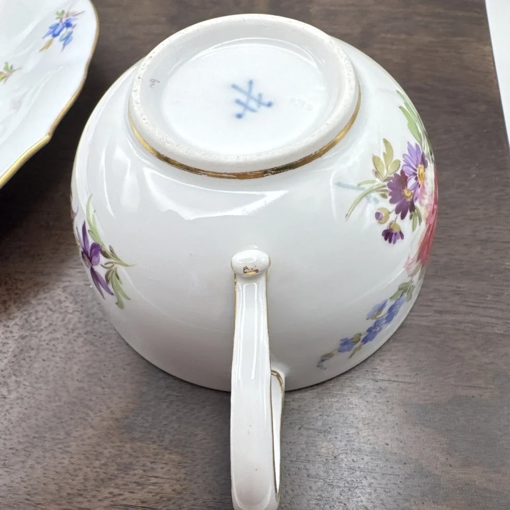 Meissen Flat Cup & Saucer Set Chinoiserie X Mark Crossed Swords Floral AS IS Vtg